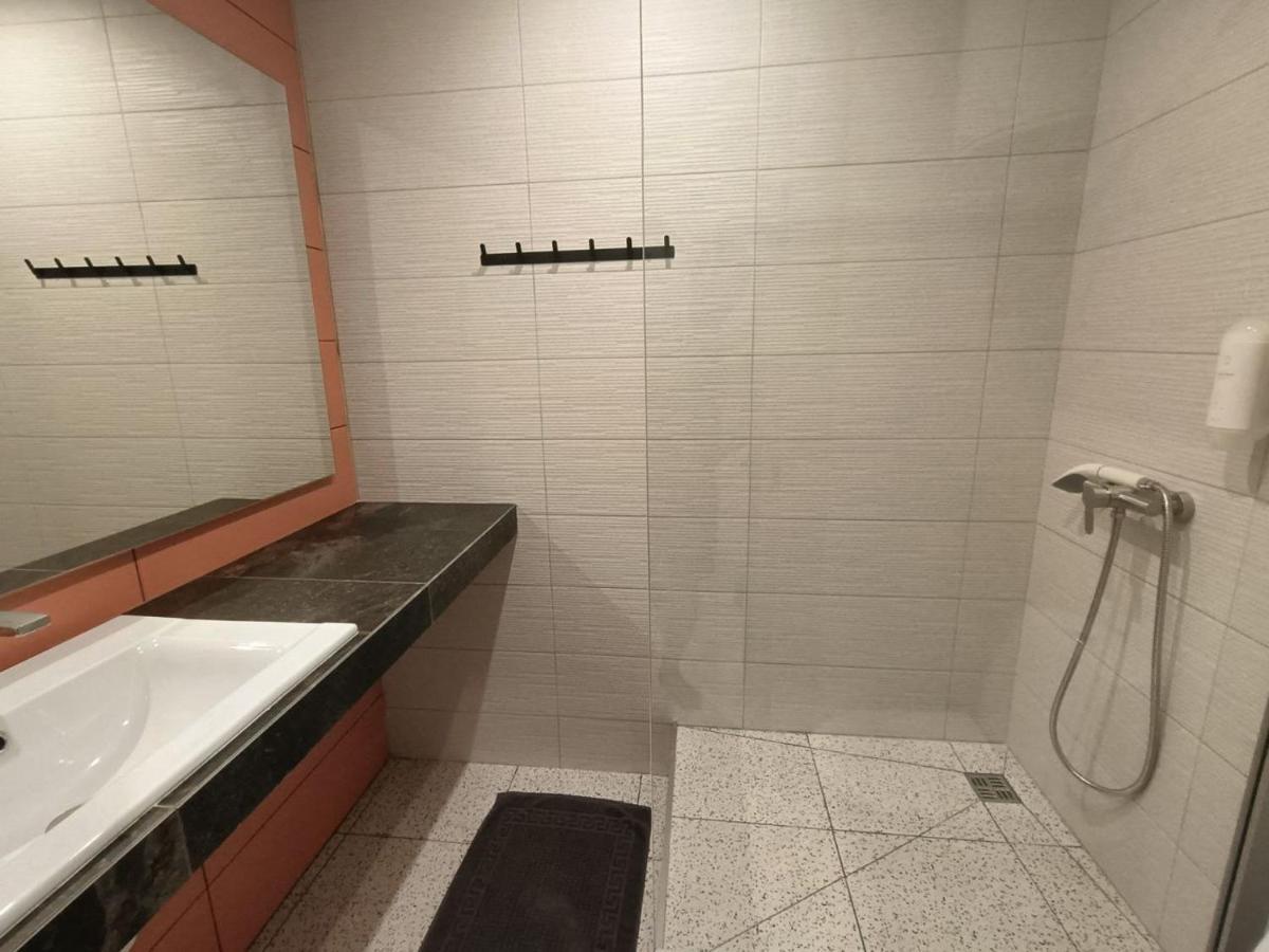 Apartamento Жк Аржанова Dnipro Exterior foto